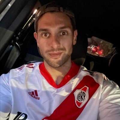 EzeAmeijeiras's profile picture. Since 1990 and im left for everything // San Martín de los Andes 🗻 . https://t.co/4biabawpDT