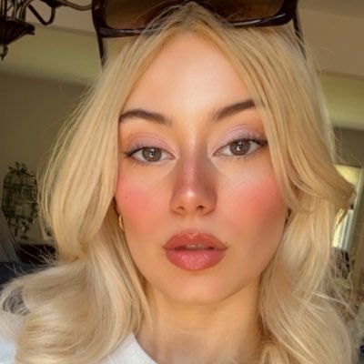 norrie1313's profile picture. ♡ 21 ♡ (will defend Igor to the point of no return) fans of *any* team welcome :) *Negativity = instant block*