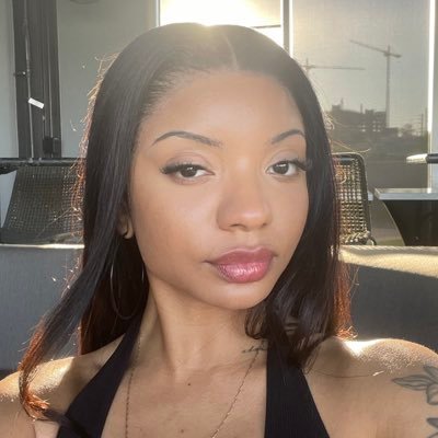 sweetflowerpot's profile picture. 