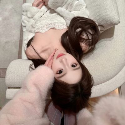 YWL42434789's profile picture. 做自己就好✧٩(ˊωˋ*)و✧