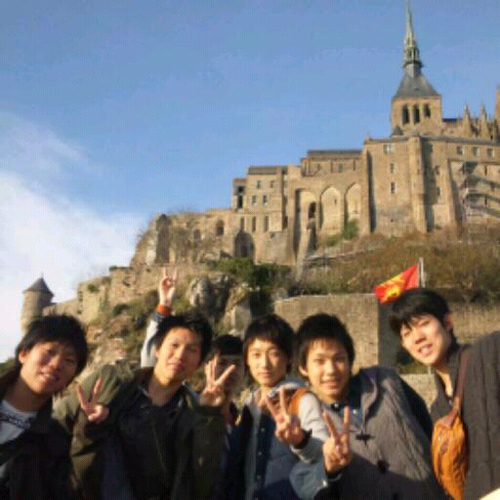 高2です(*^^*) ハレ/チャオパニック/サッカー/洋楽/skype,line 気軽にフォローしてな とくに大阪の子よろしく