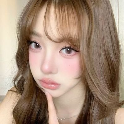 daznpy's profile picture. 홍색! : strawie—jam. fluffy souffle swirled! buss: 🐹 💭﹢for a service account.