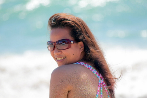 pre-school teacher, single mom, loves cooking and enjoys being with friends