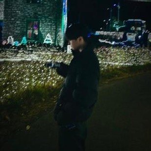 pitkin690's profile picture. ))))))!!!!!