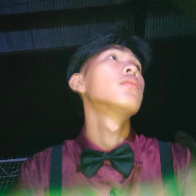 reyesjoshua1227's profile picture. 