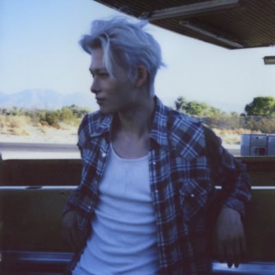 kwoshiel's profile picture. where words weave the unseen. inactive.