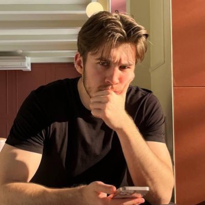 xdrewmiko's profile picture. Indie hacker | Building in public | Trying to bring real value on X and not AI clutter