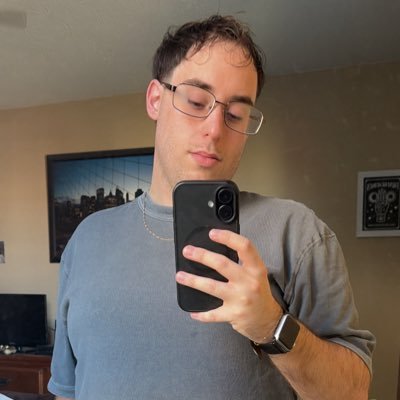 jhampton_'s profile picture. ♉︎☼ • ♉︎⏾ • ♐︎↑