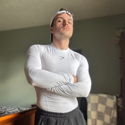 SlimGym002's profile picture. Fitness Influencer who wants to show off (All forms of media posted is mine and shall NOT be taken out of CONTEXT ©️) 18+