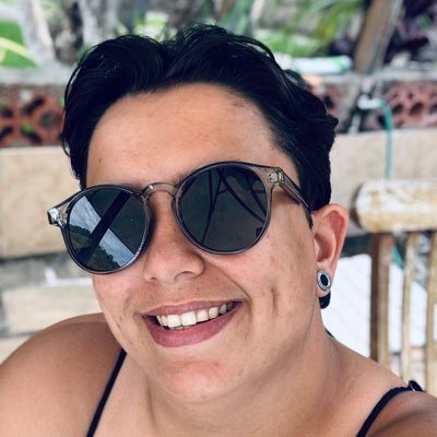 _______larissa's profile picture. Pai, meu eterno anjo da guarda! / Proprietária da: HL Store (@hl.stoore) / Empreendedora 💸