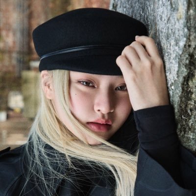 meovvbody's profile picture. ive meovv lsfm izna kiiikiii