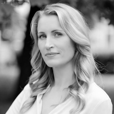 DoreenFish5458's profile picture. Personal assistant with 8+ years supporting a high-profile entertainment figure. Skilled in scheduling, travel, events, and confidential communications.