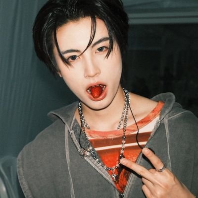 xyuyen2554's profile picture. 🐈‍⬛🐈