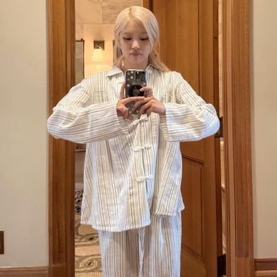 97Eerth's profile picture. BLANK | ROSÉ | BLACK PINK 🖤🩷| ชาล็อต ออสติน | อิงล็อต