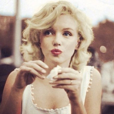 sincerelysar4h's profile picture. your worth doesn’t depend on someone’s opinion on u ᡣ𐭩 •｡ꪆৎ ˚⋅