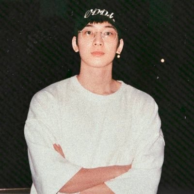 lolla_scoups's profile picture. 🎧💭🔖🔞 | in a fictional crisis. | always be kinder than you feel. ♡