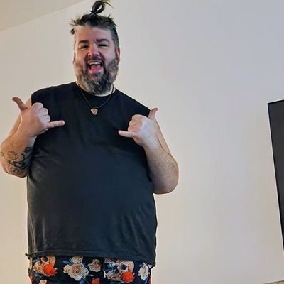 Earbuds_music's profile picture. follow my journey from Rock Bottom to Success in Real-time.

I am sharing my life lessons as I learn them.