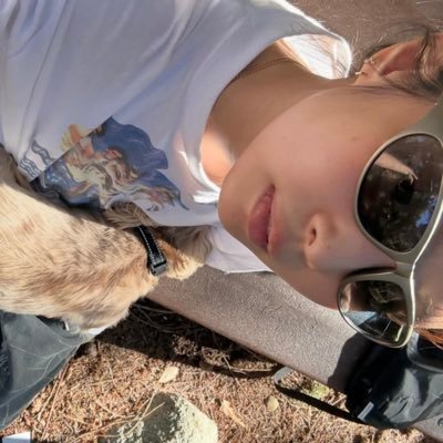 jenxney's profile picture. qna account @zenxney