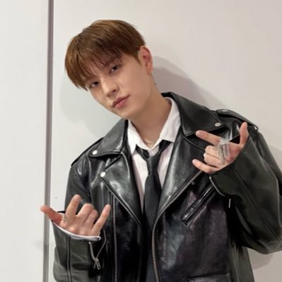 songbylav's profile picture. Would you stay with me forever, love?🐶