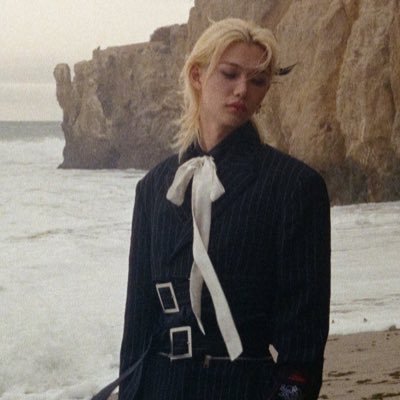 emmerre_'s profile picture. forse sono troppo polemica | she/her