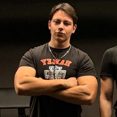 kibarda1907's profile picture. Fizyoterapi - Atatürk'ün izinde Türk milliyetçisi - Fenerbahçe - 🇹🇷 - 🇦🇱 - Eski kasa Mercedes-Benz ve Harley Davidson sever.