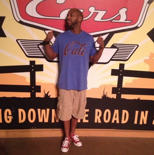 Dscott103's profile picture. God first: follow by a lot of hard work..............

Berteigsler jeans & A fresh pair of chucks ..........