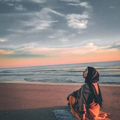 Catty_matcha's profile picture. "Gak sempurna, tapi update"