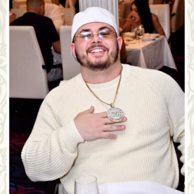 roblinxx's profile picture. 🇨🇦 x 🇷🇴 Artist/ Content Creator🎙 📝