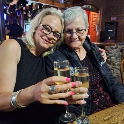 SkiewiesNam's profile picture. #Tech-Orientated, #FutureFit Evangelist, #Saltie, TEDx Spaeker, Magestic Dame, Wife, Mom, Nana