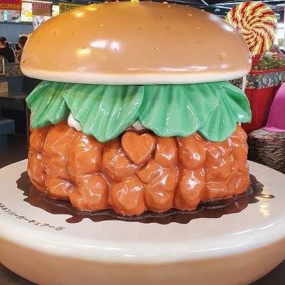 AmitKum68546829's profile picture. 社会人の生存優先。