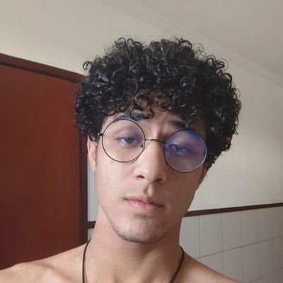 Hiaguinhoxx's profile picture. 