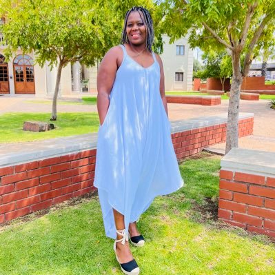 NaomiMajoe's profile picture. Before anything else God 🛐IG:@dinalediqueen ♍️ TikTok:@queennaomi248 ♍️ #ArthritisTwitter