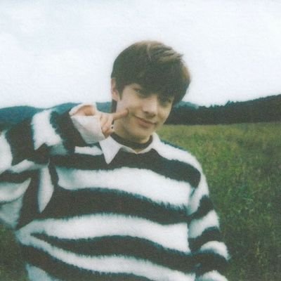 brrrwon's profile picture. ㅤㅤㅤ𓆝 𓆟 𓆞 𓆝 𓆟