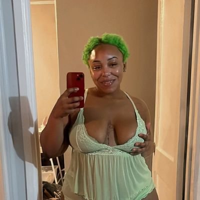 matmat742's profile picture. 