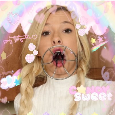 dollboyts's profile picture. Bisexual/Femboy who loves porn a little too much 👅 9teen