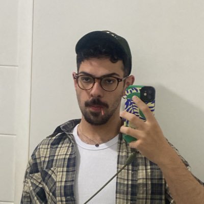 sapodepantufa's profile picture. sunshine and something funny can help restore hope  ⋆˙ ⟡˙⋆