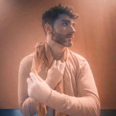 pyroov8's profile picture. 28 | 6’3 | Appalachian Irish/Slavic boy | EN/ES | i - i didn’t know this was happening