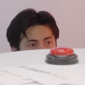 multi_af_520's profile picture. ‘95. She/her. Fandom acct