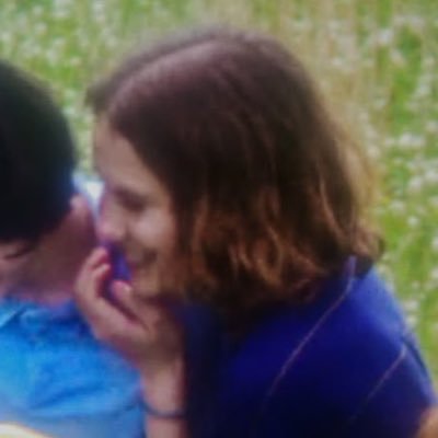 Yureitea's profile picture. 16↑ || art acc || @The__Hunter01 ❤️