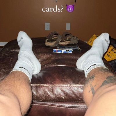 austinmoon775's profile picture. love anything to do with straight masters sweaty smelly socks crushing things including me