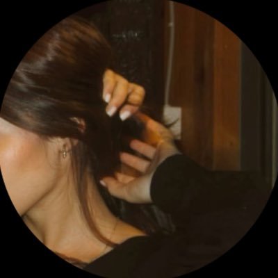 sa_6ln's profile picture. لو خسرت الأمس كمل من جديد العوض قدام والماضي فدا.