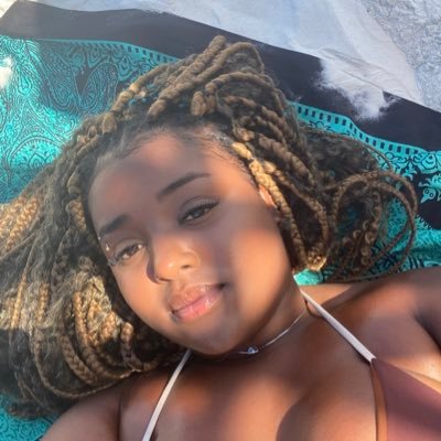 crf_carla17's profile picture. Dos meus amores, tu és o maior. @Flamengo @FCBarcelona