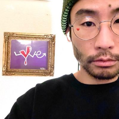 VictorQuest's profile picture. 