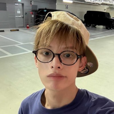 taesanpusing's profile picture. 