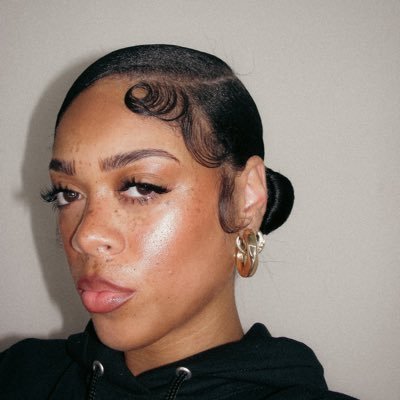 najahjanae__'s profile picture. Pretty ass.