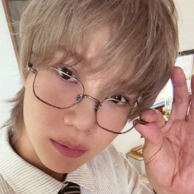 93milkeu's profile picture. shinee. infinite. wayv ♡ | dnp enjoyer 🎀 op81, aa23 😼