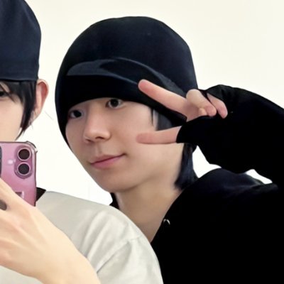 butterc99up's profile picture. haneulz ☁️💙🩷 
۶ৎ all good things for @ahof_official 

𝕬𝖍𝖔𝖋 𝕿𝖍𝖊 𝕻𝖆𝖘𝖘𝖆𝖌𝖊