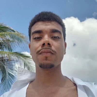 anecomante's profile picture. ele/ela

#BBMP 💙❤️
Arte e Cultura || UFBA ✨️

problemática não, passada na casca do alho!