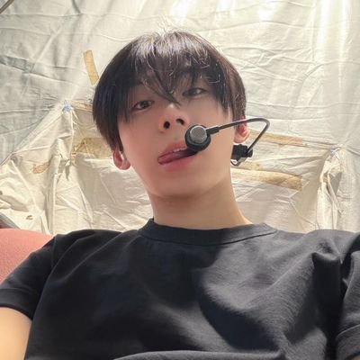 dada_hanimylabs's profile picture. inspirasyon ni hani my love so sweet 🫶🏻 i read a lot of AUs 🦅🦖🤸‍♀️ ❤️🧡💛🤍🖤 ahof members, scroll at your own risk 😈