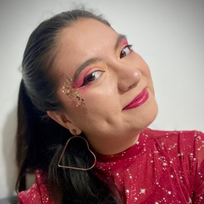 marce_franbs's profile picture. 31 🌟💜 Diseñadora 🇨🇱 Quisiera mas horas en el día para escuchar música 🎶